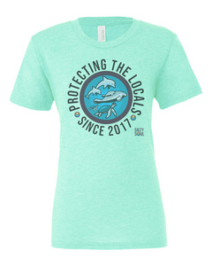 How does plastic in the ocean impact marine life?